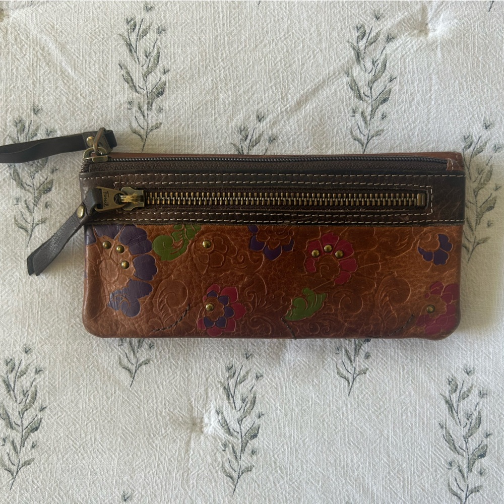 Women’s Fossil Wallet